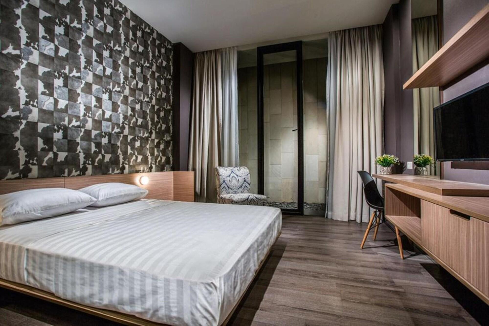 Upscale Suites Giacarta Esterno foto