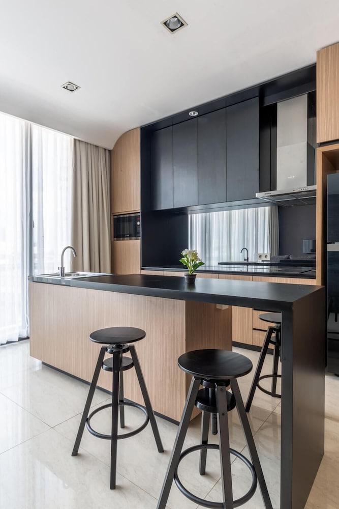 Upscale Suites Giacarta Esterno foto