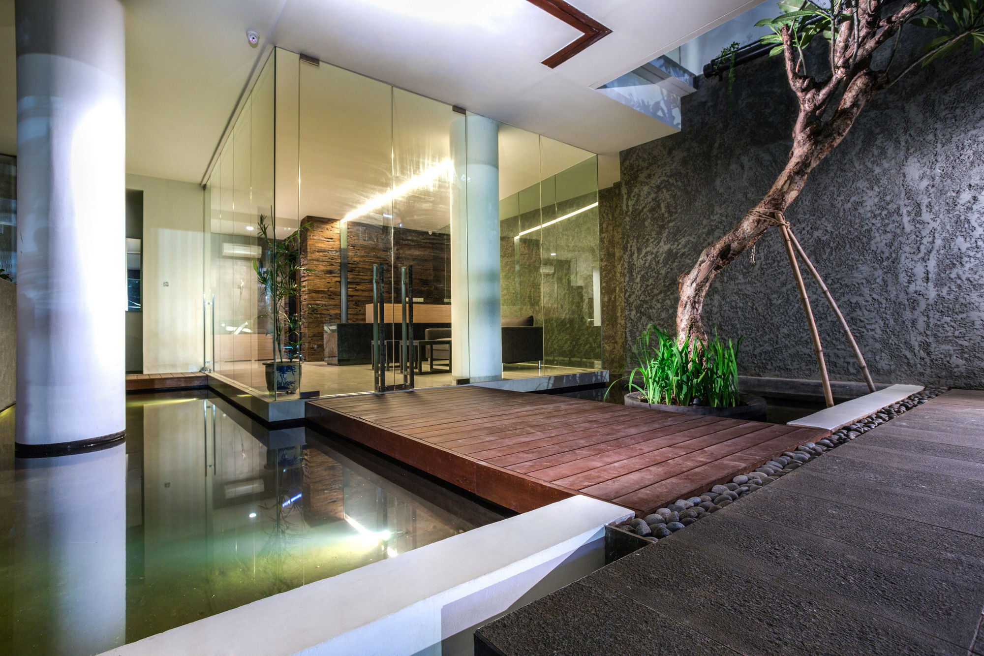 Upscale Suites Giacarta Esterno foto
